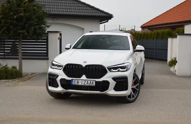 samochody osobowe BMW X6 cena 356900 przebieg: 39000, rok produkcji 2022 z Włocławek